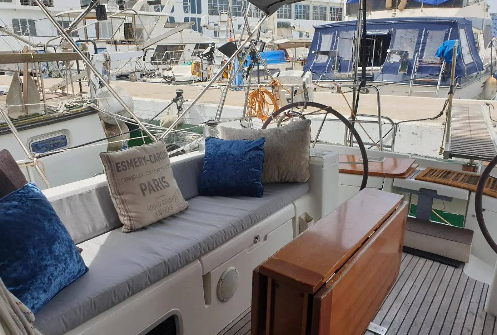Luxury Yacht Stay 
