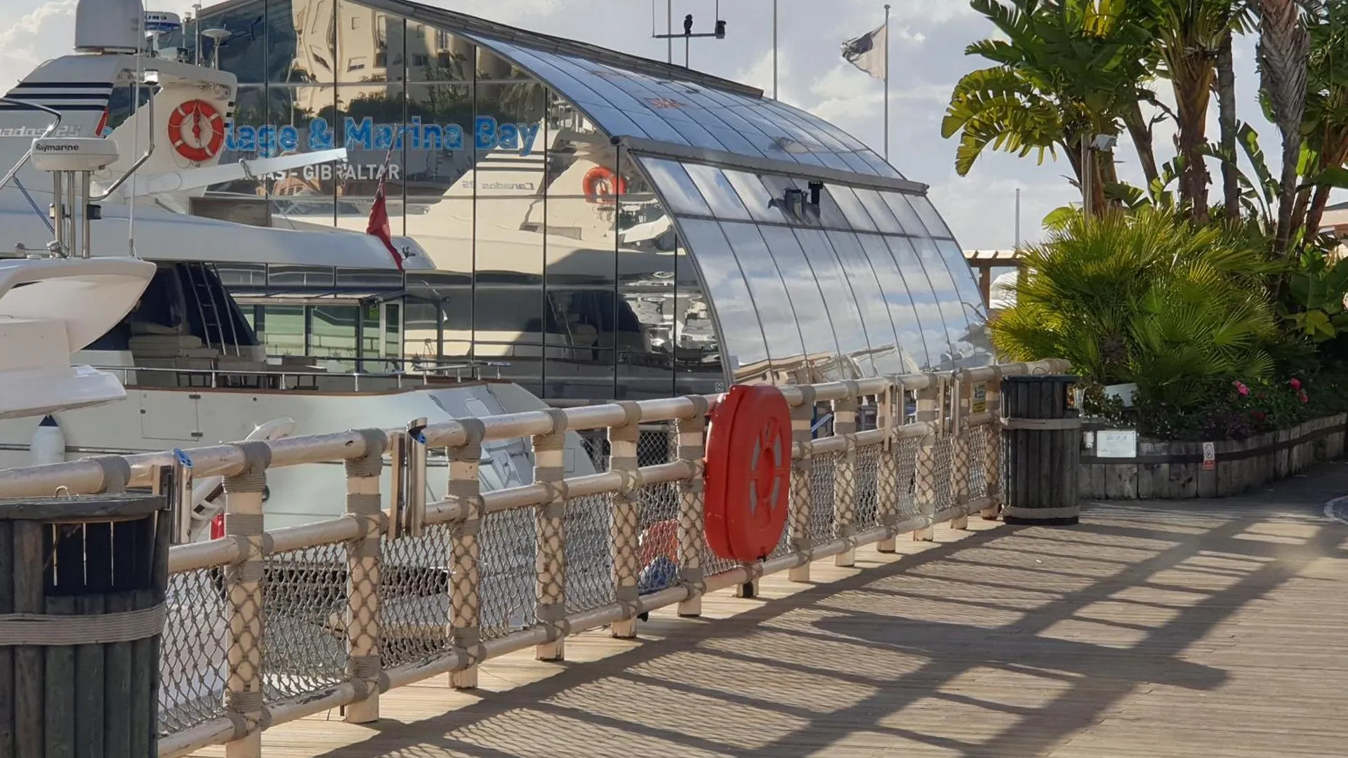 Luxury Yacht Stay 