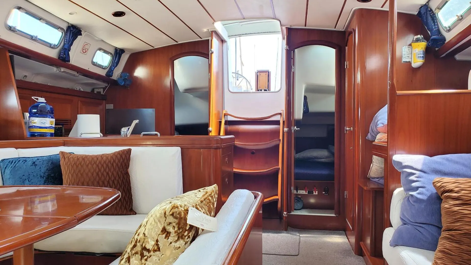 Luxury Yacht Stay 