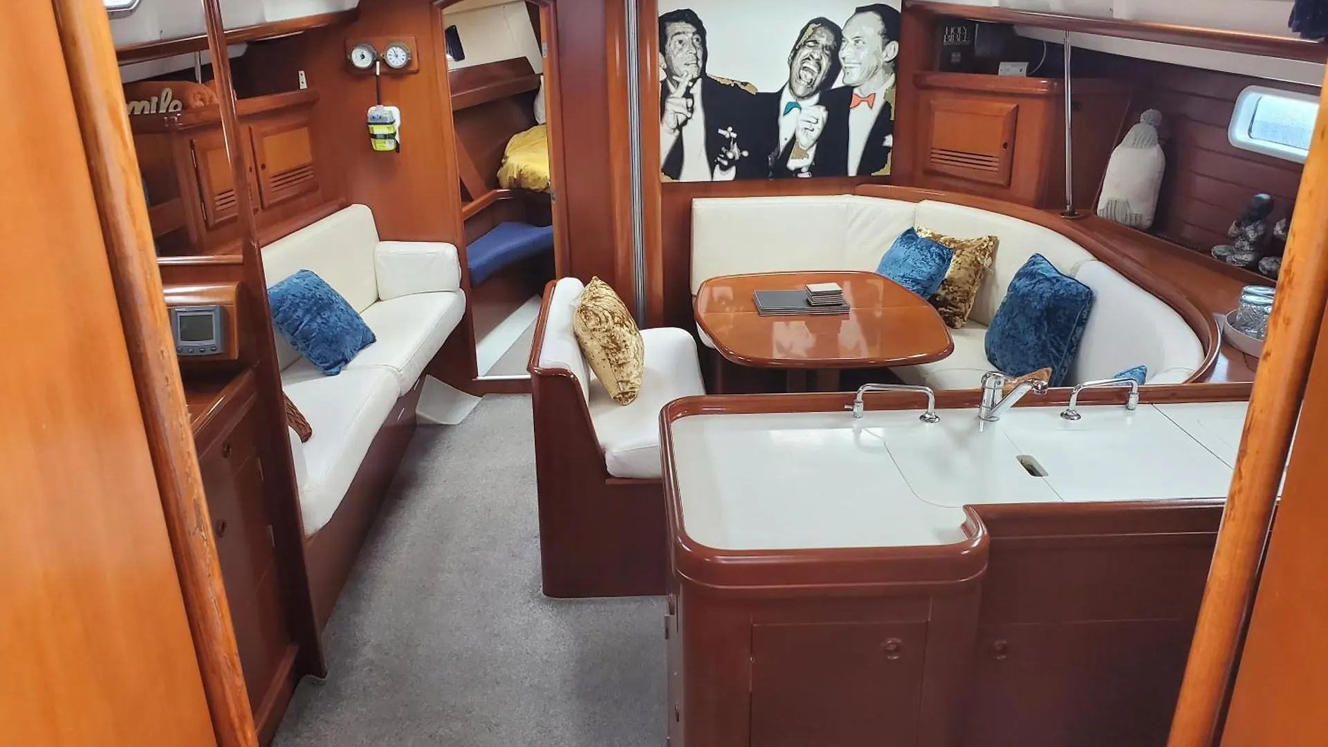 Luxury Yacht Stay 