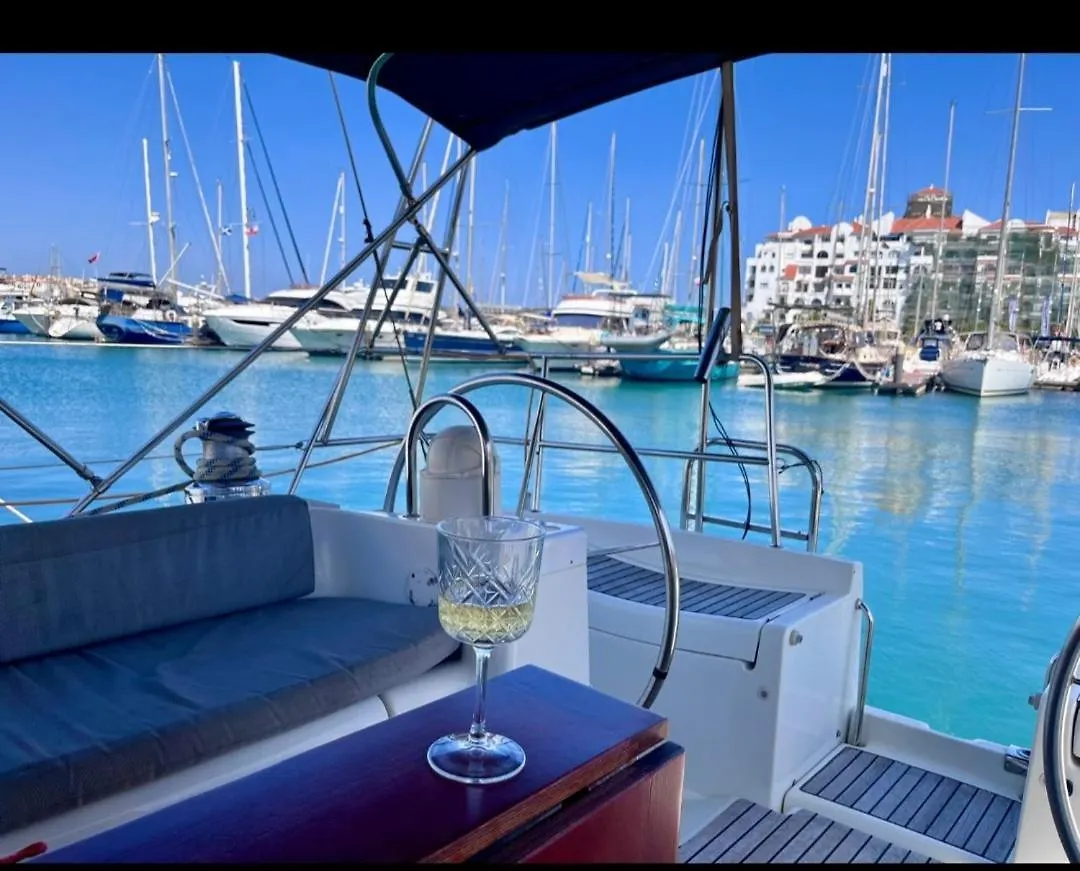 Luxury Yacht Stay 