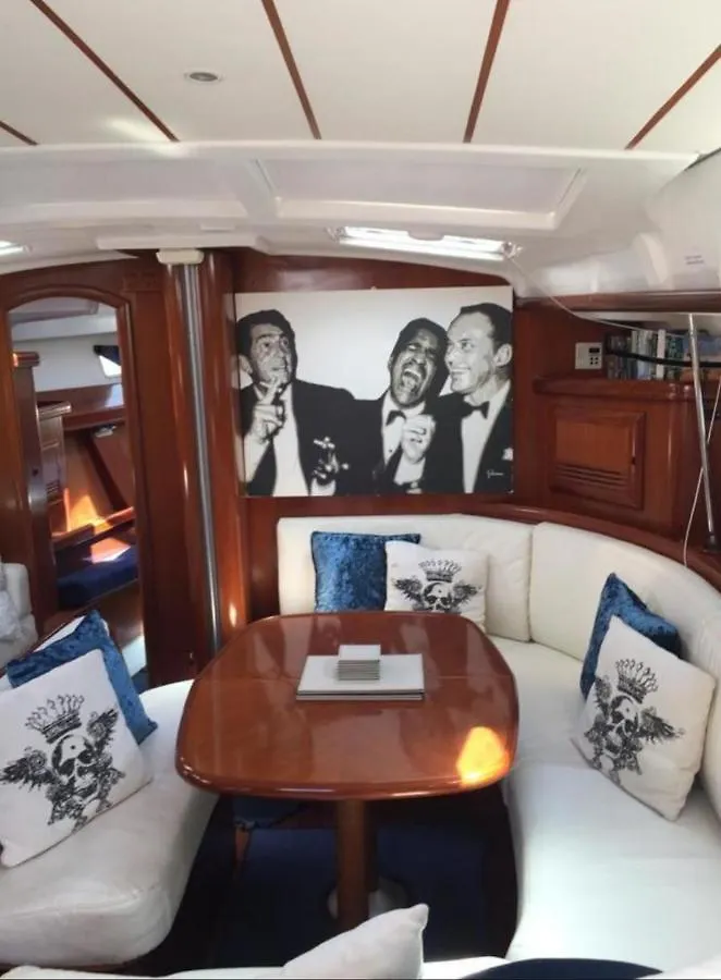 Luxury Yacht Stay 